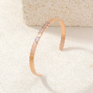 Manchette Ayat Al Kursi gravée ondulée - en acier inoxydable