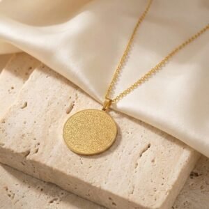 Collier Ayat Al Kursi pendentif rond gravé - en acier inoxydable