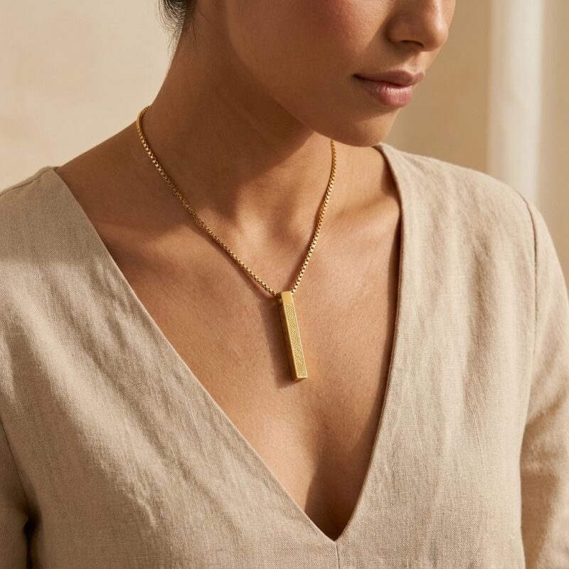 Collier Hexagonal Gravé Symboles - en acier inoxydable